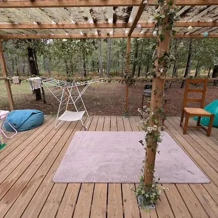 Campsite De La Grande Ourse Reignac (Gironde)